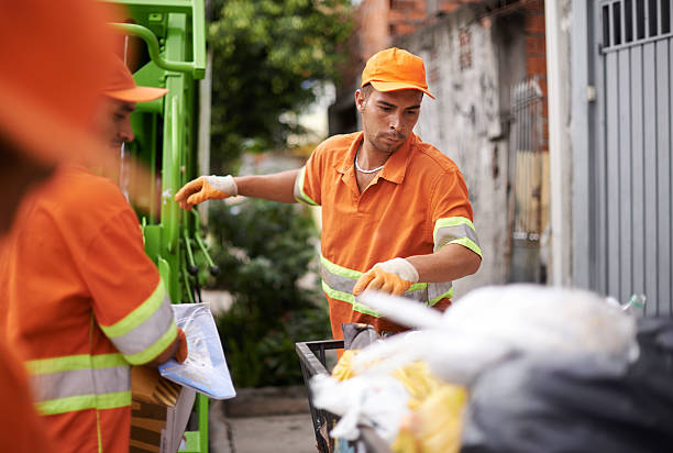 Best Professional Junk Removal  in Pinckney, MI